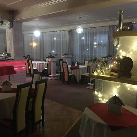 Hotel Mis ボフニャ エクステリア 写真