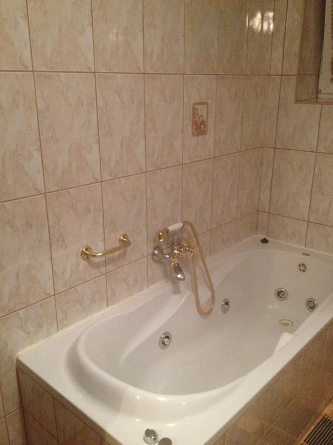 Hotel Mis ボフニャ エクステリア 写真