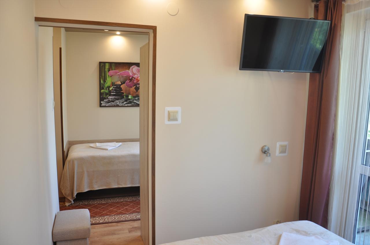 Hotel Mis ボフニャ エクステリア 写真